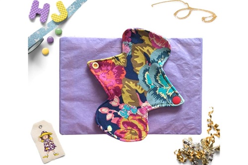 Buy  7 inch Cloth Pad Vintage Blooms now using this page